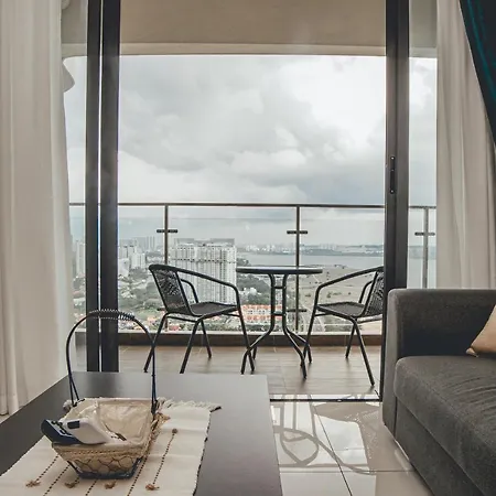 Danga Bay Seaview 3Br Bigbalcony By Our Stay Johor Bahru Exterior photo