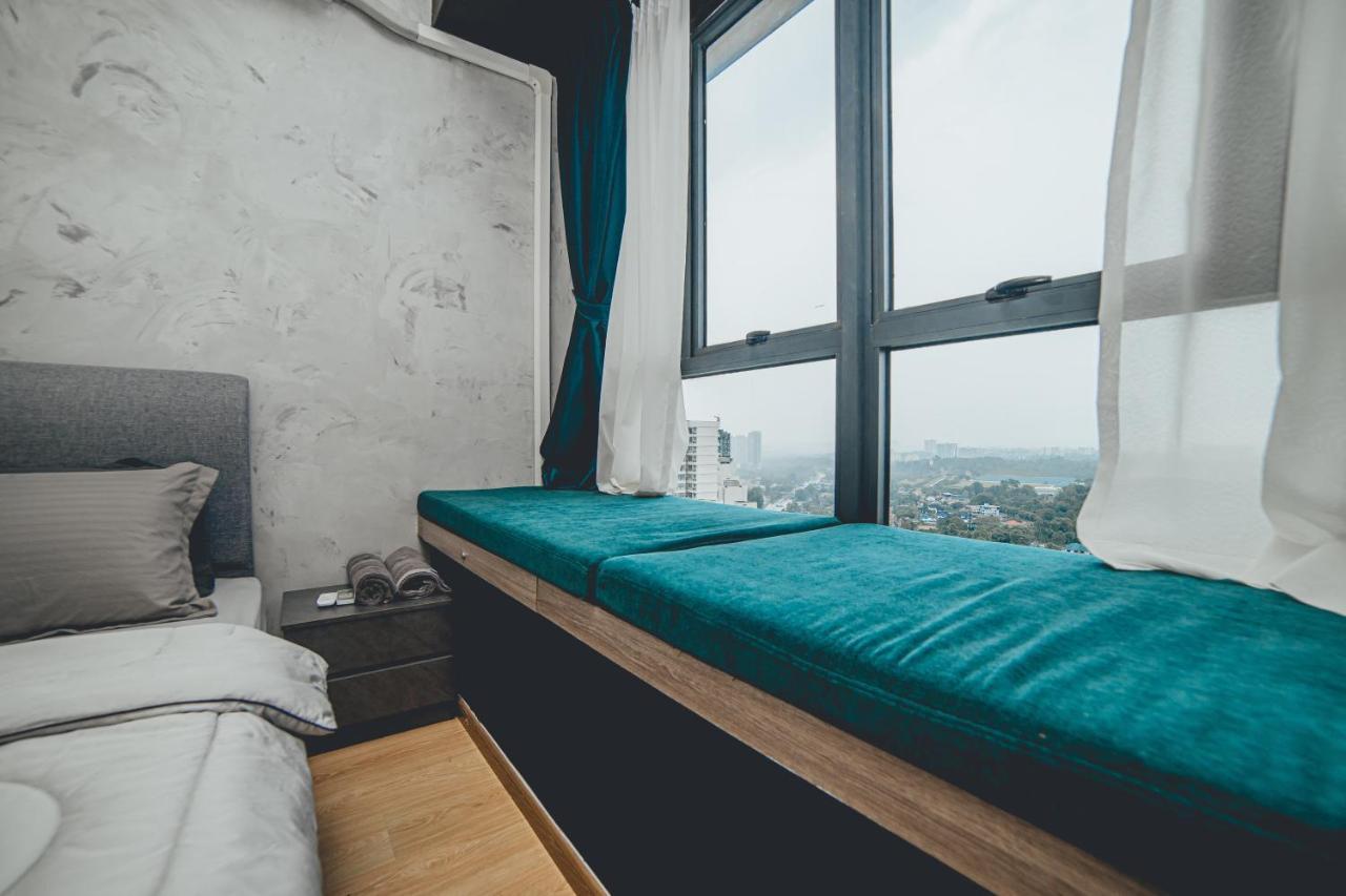 Danga Bay Seaview 3br Bigbalcony By Our Apartment *