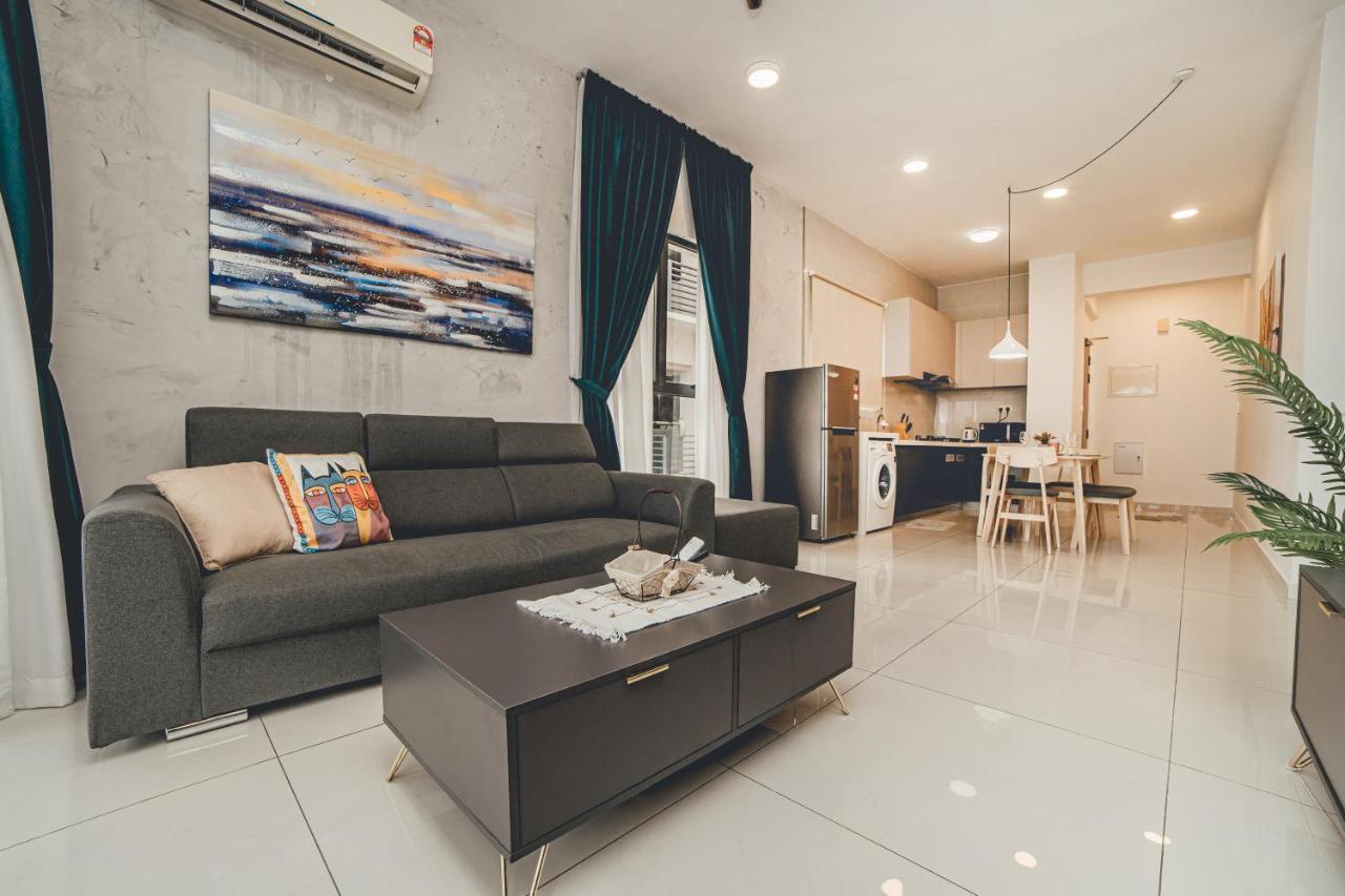 Danga Bay Seaview 3br Bigbalcony By Our *