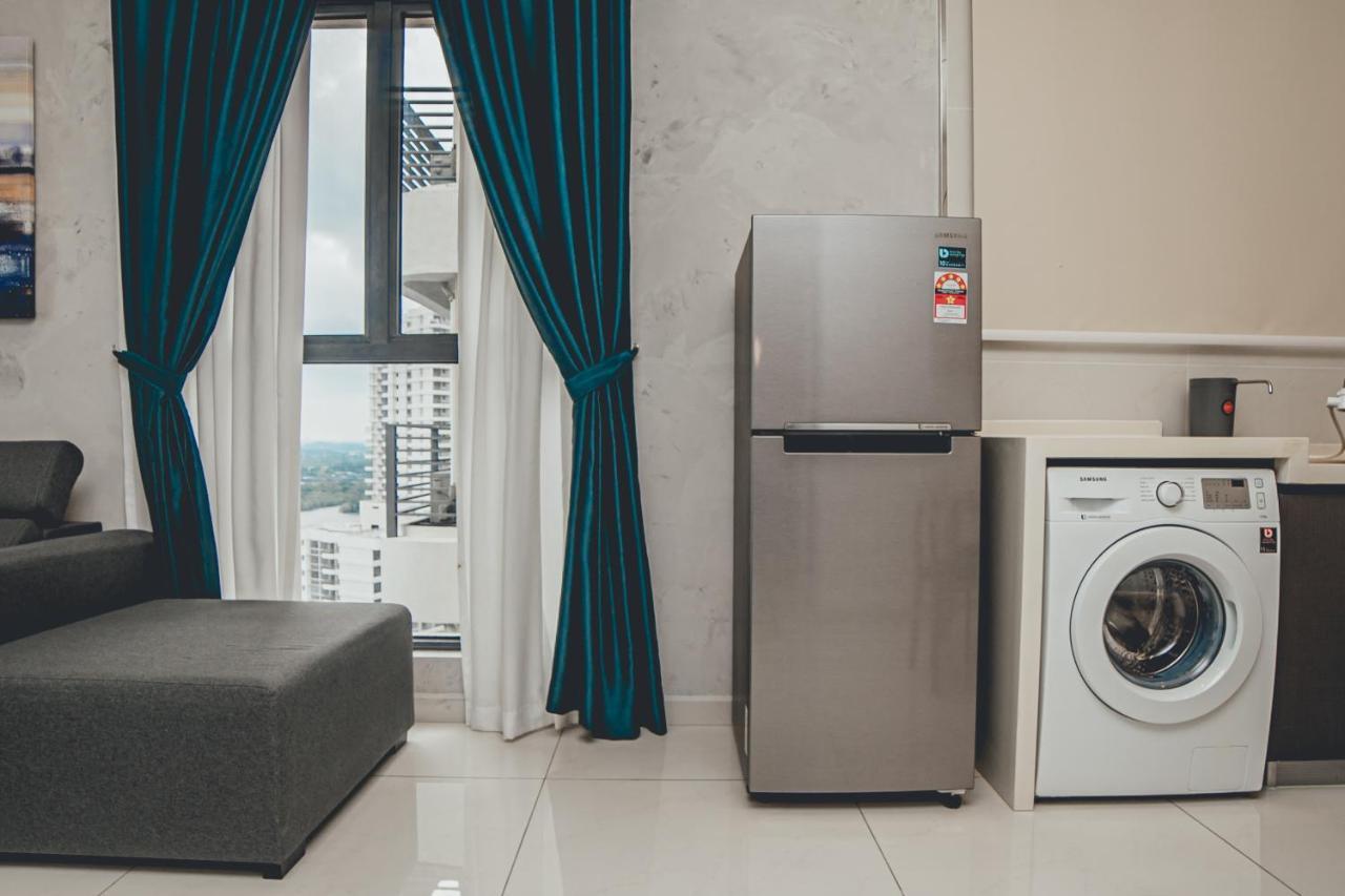 Danga Bay Seaview 3br Bigbalcony By Our *
